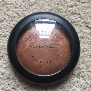 MAC MSF In shade Warmed